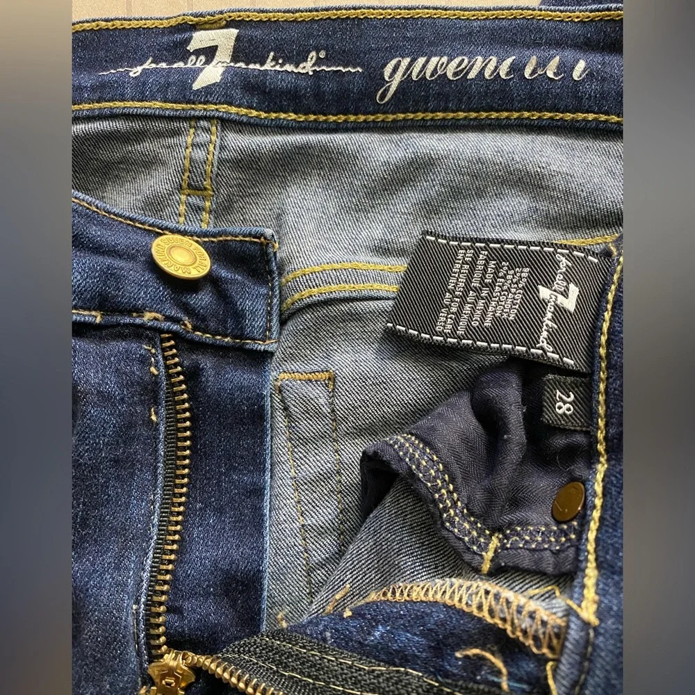 Women’s jeans - Picture 4 of 4